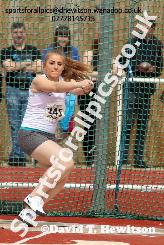 Girls under-15s hammer, Northern Under-13s, U-15s and 17s Championships. Photo: David T. Hewitson/Sports for All Pics